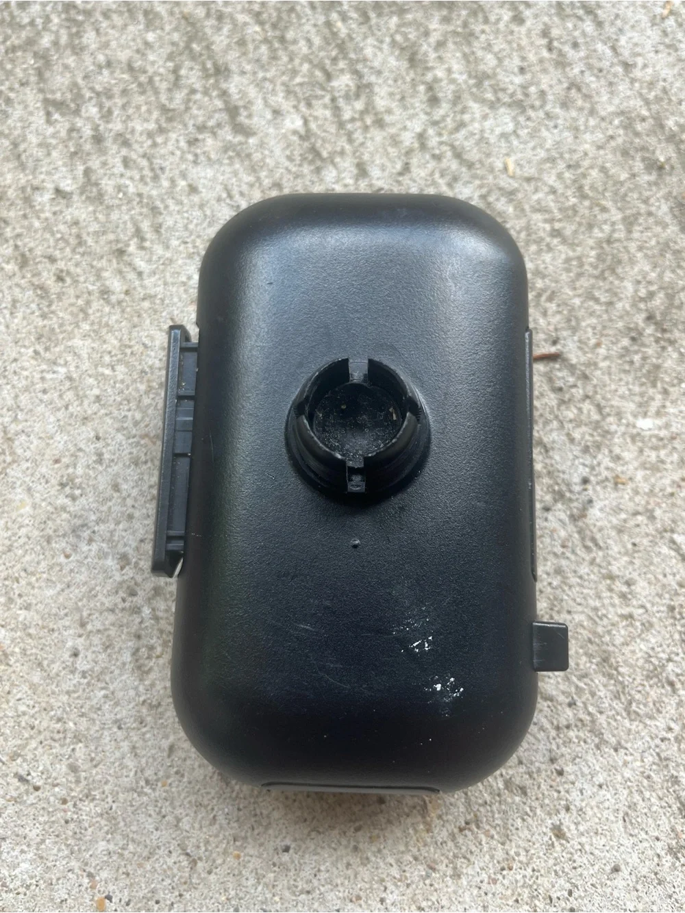 Black Universal Phone Car Mount with Adjustable Grip